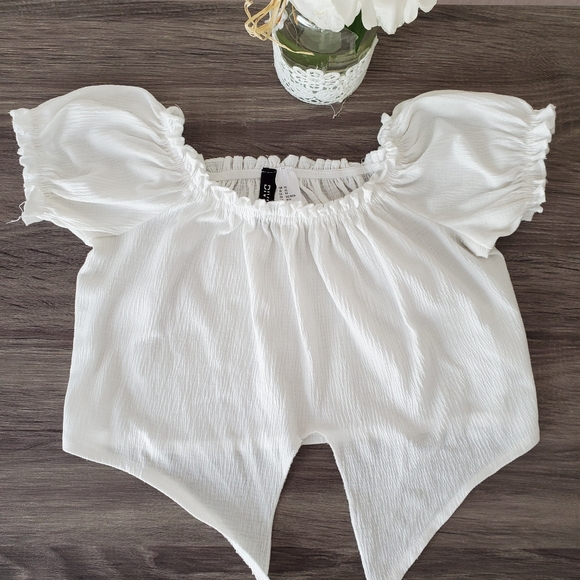 🌺 3 for 15 🌺  Crop Tops - Picture 3 of 5